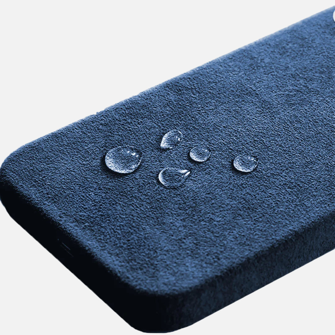 Alcantara Case - iPhone 15 - Midnight Blue Edition