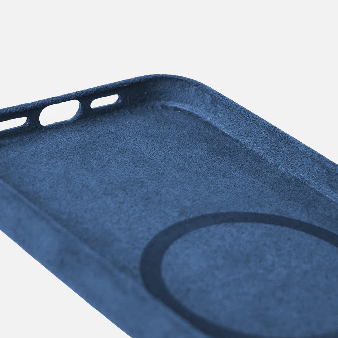 Alcantara Case - iPhone 15 - Midnight Blue Edition