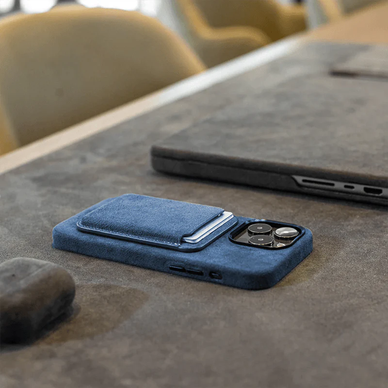 Alcantara MagSafe Wallet - Midnight Blue Edition